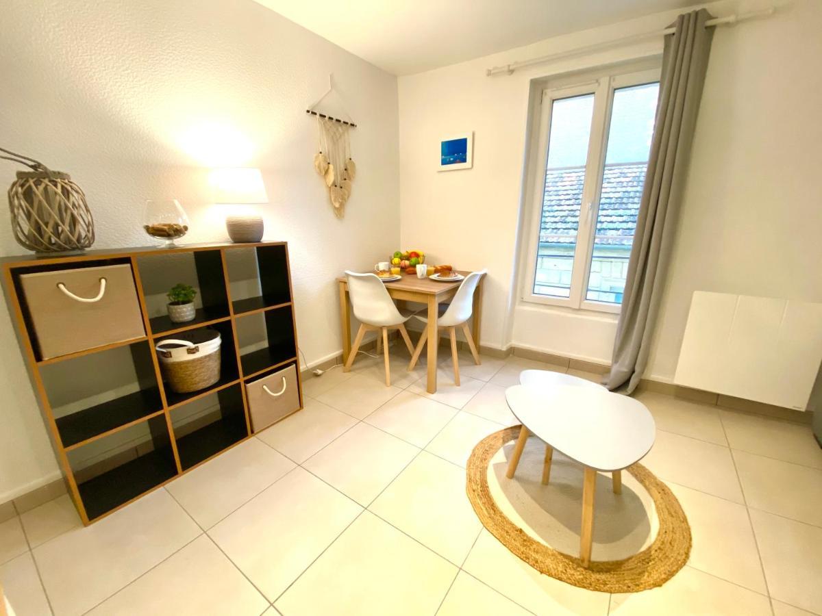 Albireo, Appt Cosy En Front De Mer Luc-sur-Mer Exteriér fotografie