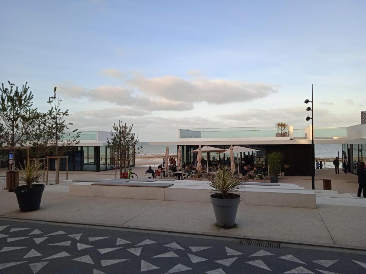 Albireo, Appt Cosy En Front De Mer Luc-sur-Mer Exteriér fotografie